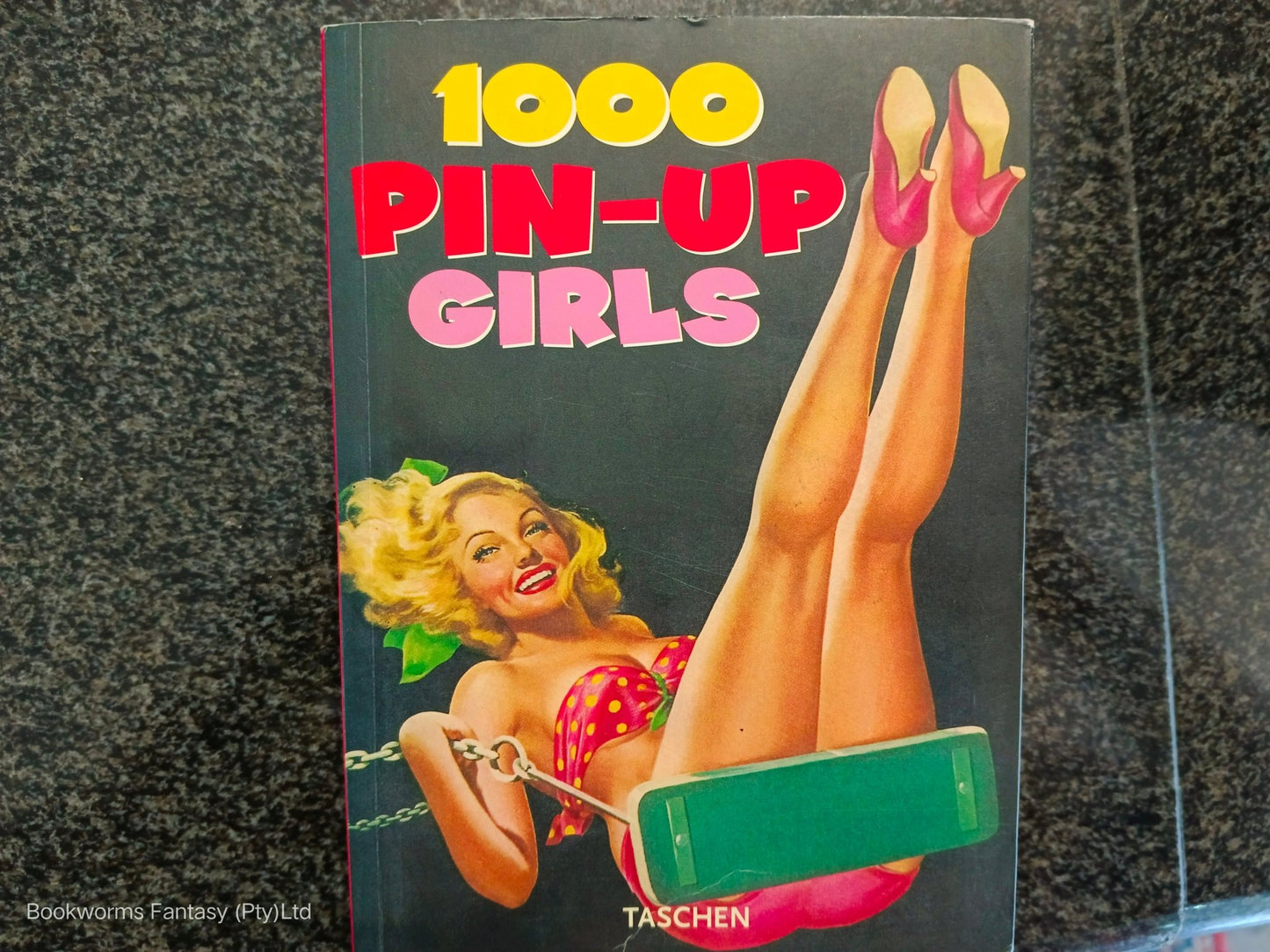 1000 Pin - Up Girls by Harald Hellmann & Burkhard Riemschneider - Bookworm Fantasy