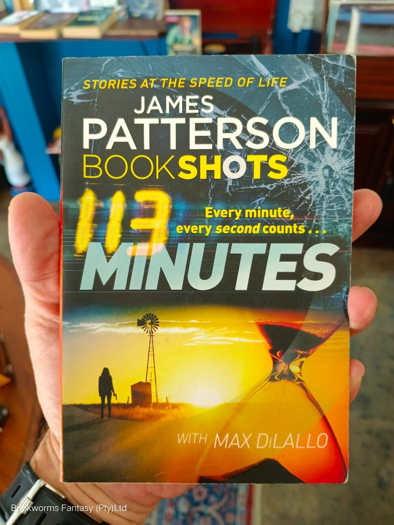 113 Minutes by James Patterson & Max DiLallo - Bookworm Fantasy