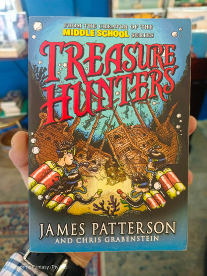 Treasure Hunters by James Patterson